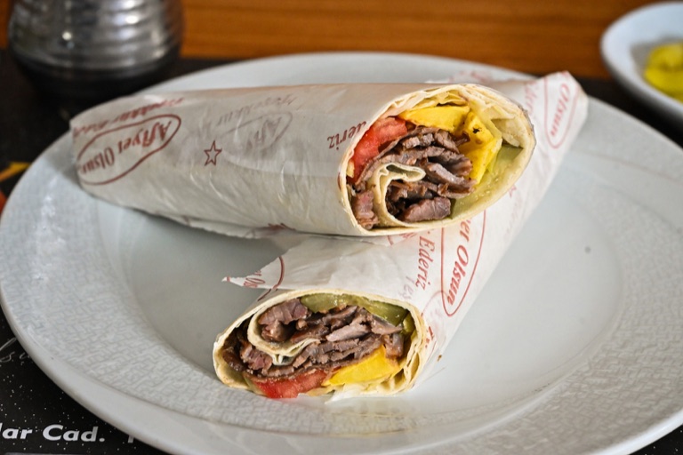 Et döner dürüm