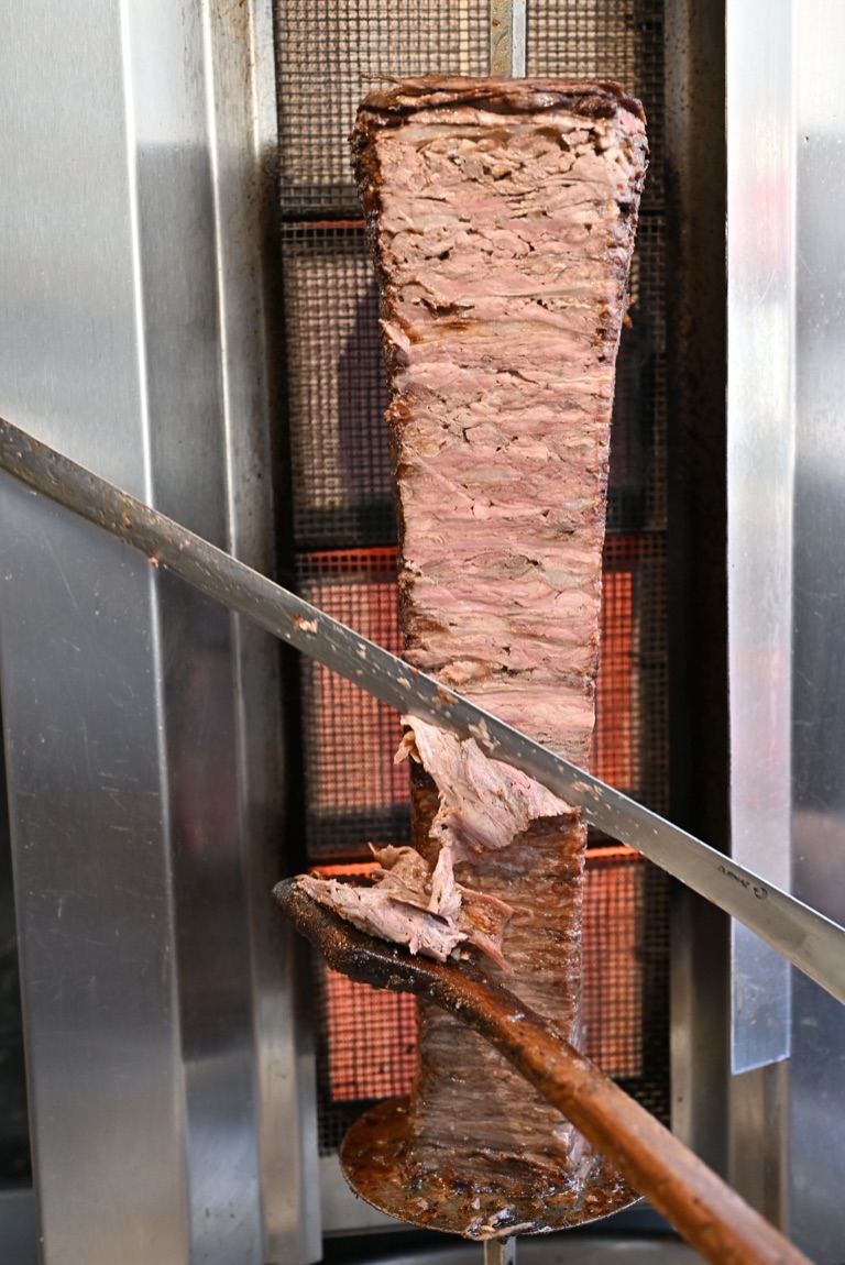 Yaprak et döner kesimi